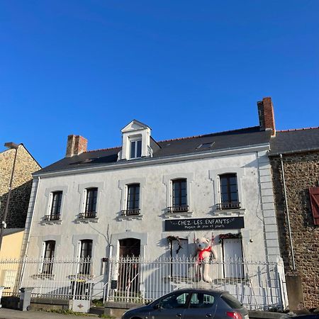 L'Ecluse - Appartement Tinteniac Bagian luar foto